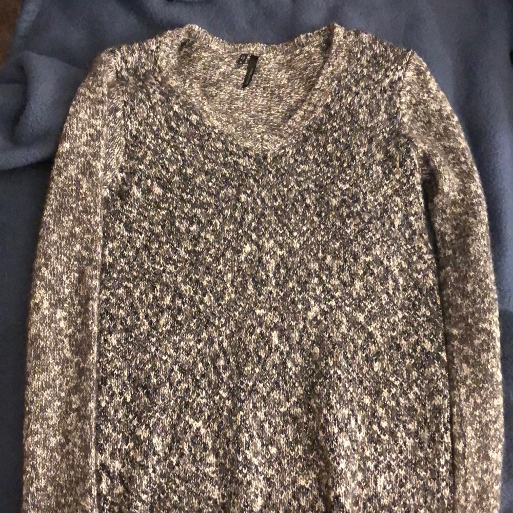 Maurice’s sweater great condition